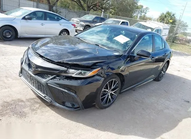 4T1G11AK0NU662741 2022 2022 Toyota Camry- SE 2