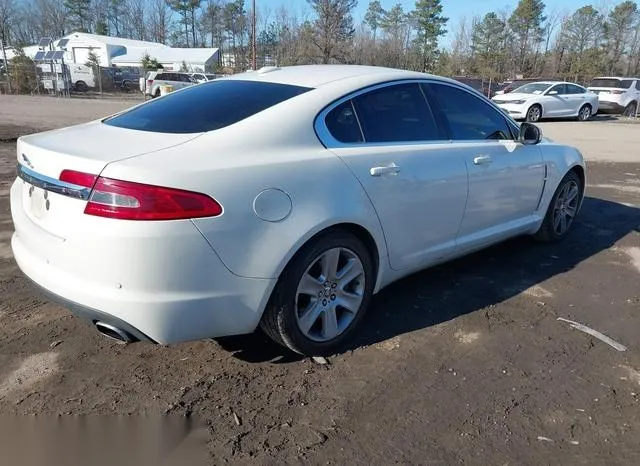 SAJWA05B39HR28869 2009 2009 Jaguar XF- Luxury 4