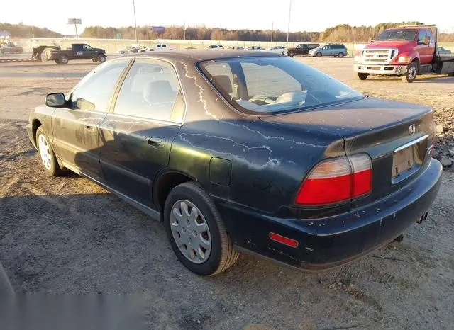 1HGCE6645TA008168 1996 1996 Honda Accord- Lx/Ex 3