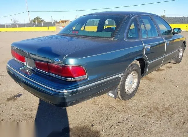 2FALP74W0SX196208 1995 1995 Ford Crown Victoria- LX 4