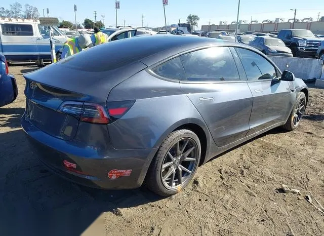 5YJ3E1EA6JF044643 2018 2018 Tesla Model 3- Long Range/Mid R 4