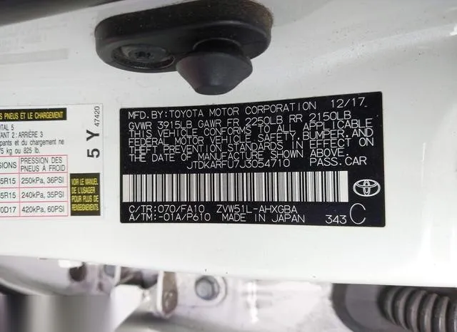 JTDKARFU7J3054710 2018 2018 Toyota Prius- Three 9