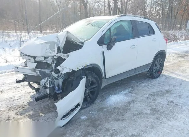 KL7CJPSB5LB322690 2020 2020 Chevrolet Trax- Awd Lt 2