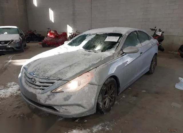 5NPEB4AC0DH662623 2013 2013 Hyundai Sonata- Gls 2