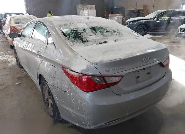 5NPEB4AC0DH662623 2013 2013 Hyundai Sonata- Gls 3