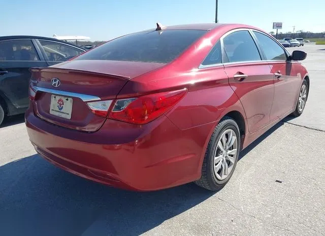 5NPEB4AC5BH068932 2011 2011 Hyundai Sonata- Gls 4