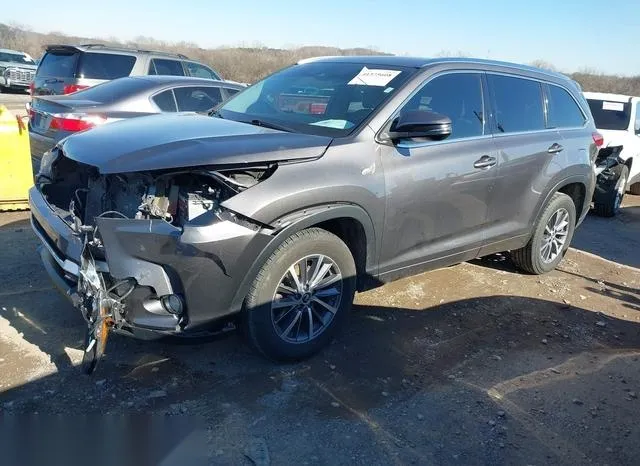 5TDKZRFH7JS540606 2018 2018 Toyota Highlander- Xle 2