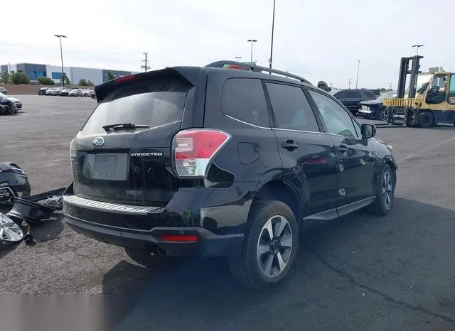 JF2SJARC9JH466877 2018 2018 Subaru Forester- 2-5I Limited 4