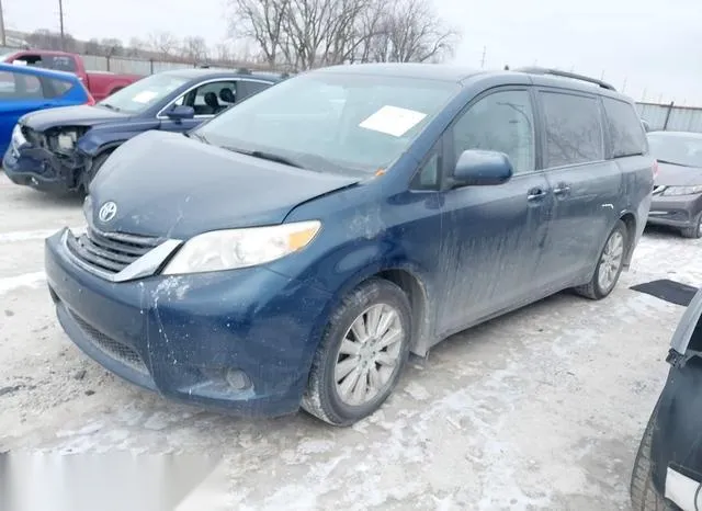 5TDJK3DC5CS033405 2012 2012 Toyota Sienna- Le 7 Passenger 2