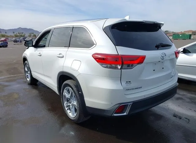 5TDDZRFH1JS851456 2018 2018 Toyota Highlander- Limited 3