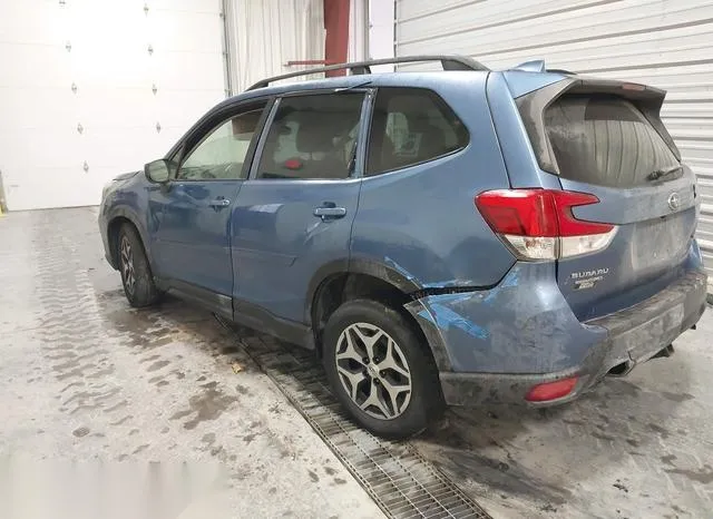 JF2SKAJCXLH435861 2020 2020 Subaru Forester- Premium 3