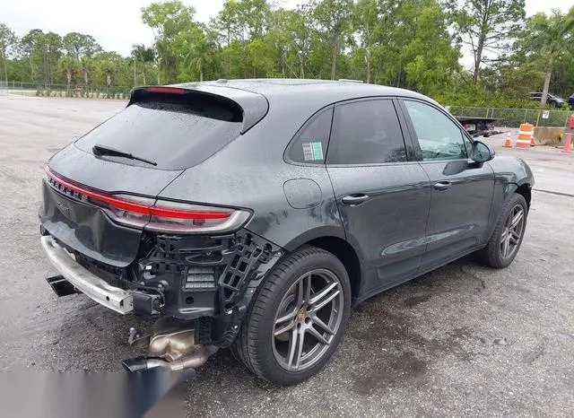 WP1AA2A54LLB01700 2020 2020 Porsche Macan 4