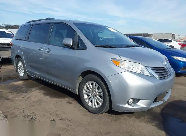 5TDYK3DC7FS591887 2015 2015 Toyota Sienna- Xle/Limited 1