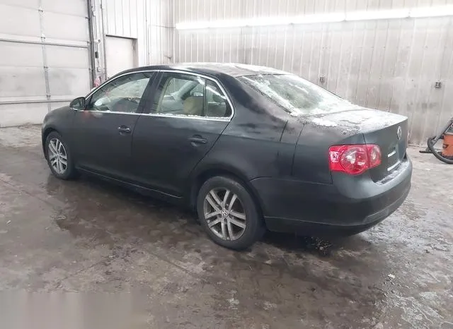 3VWSF71K75M634794 2005 2005 Volkswagen Jetta- 2-5 3