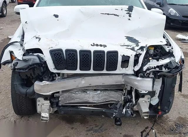 1C4PJLLN4KD326237 2019 2019 Jeep Cherokee- Altitude Fwd 6