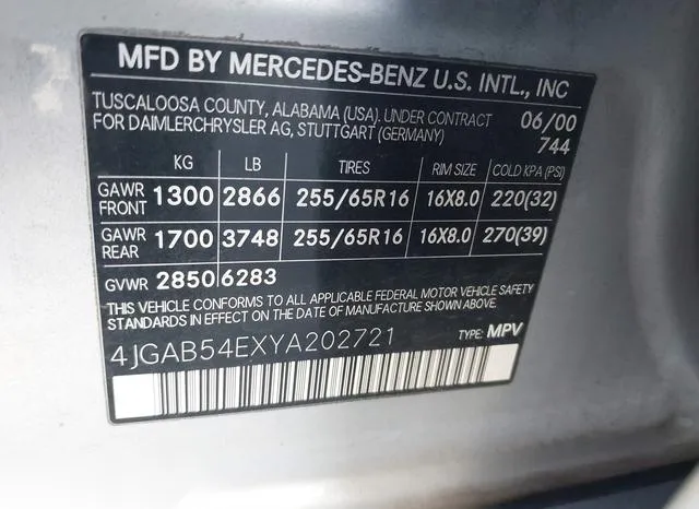 4JGAB54EXYA202721 2000 2000 Mercedes-Benz ML 320 9