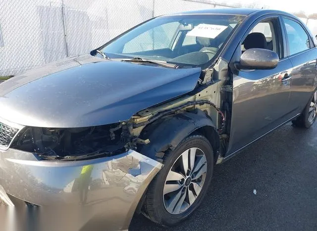 KNAFU4A25D5728585 2013 2013 KIA Forte- EX 6