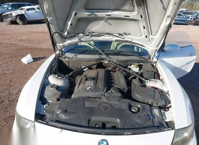 4USBU33548LW74873 2008 2008 BMW Z4- 3-0I 10