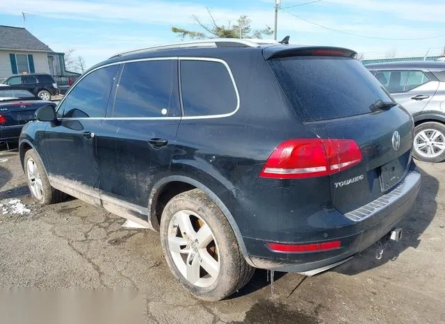 WVGFF9BP7CD003736 2012 2012 Volkswagen Touareg- Vr6 Lux 3