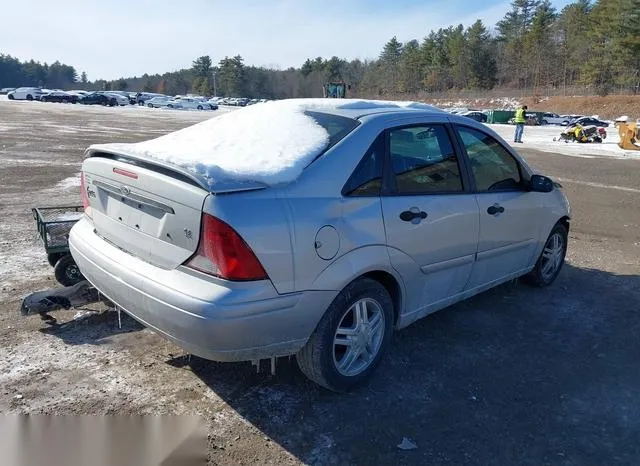 1FAFP34384W180607 2004 2004 Ford Focus- SE 4