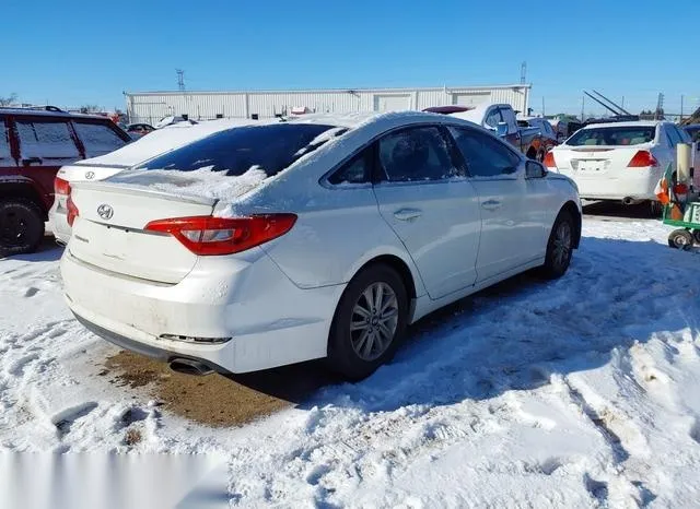 5NPE24AF3GH319982 2016 2016 Hyundai Sonata- SE 4