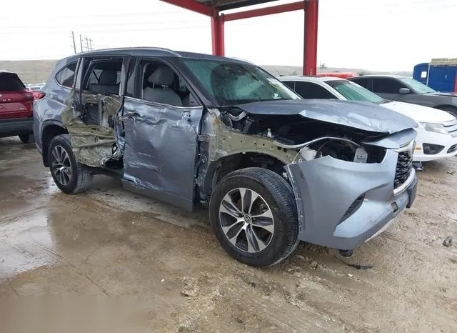 5TDGZRBH6LS032514 2020 2020 Toyota Highlander- Xle 1