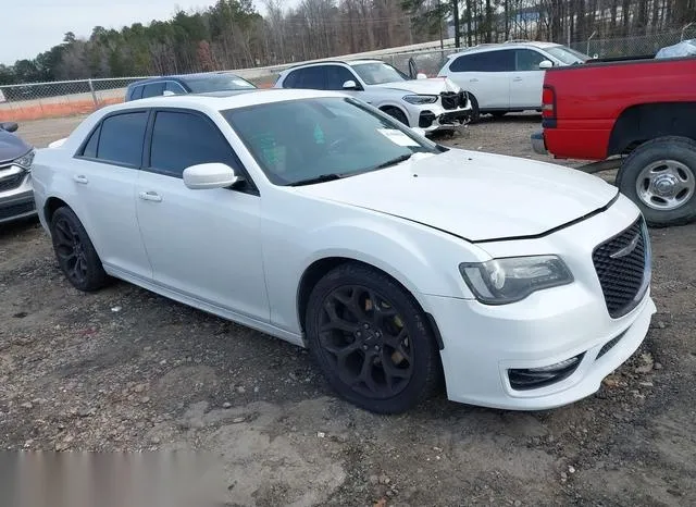 2C3CCABT8KH618218 2019 2019 Chrysler 300- 300S 1