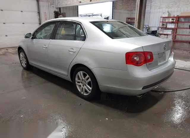 3VWDF71K47M018384 2007 2007 Volkswagen Jetta- 2-5 3