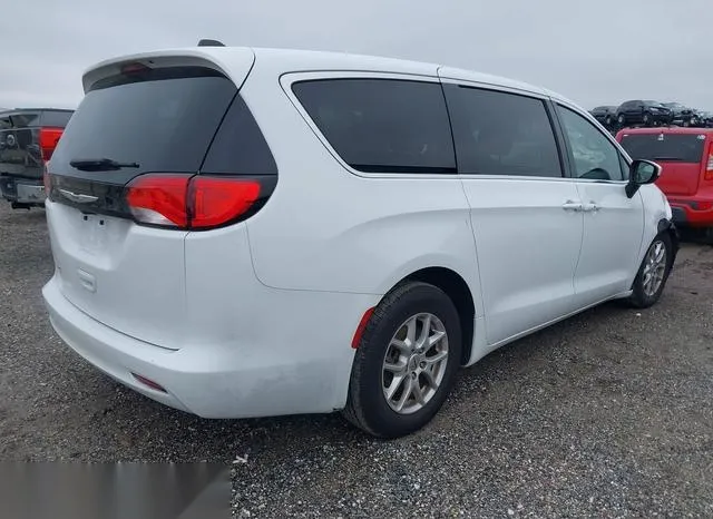 2C4RC1CG3NR225460 2022 2022 Chrysler Voyager- LX 4