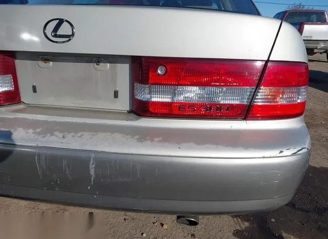 JT8BF28G210315452 2001 2001 Lexus ES- 300 6