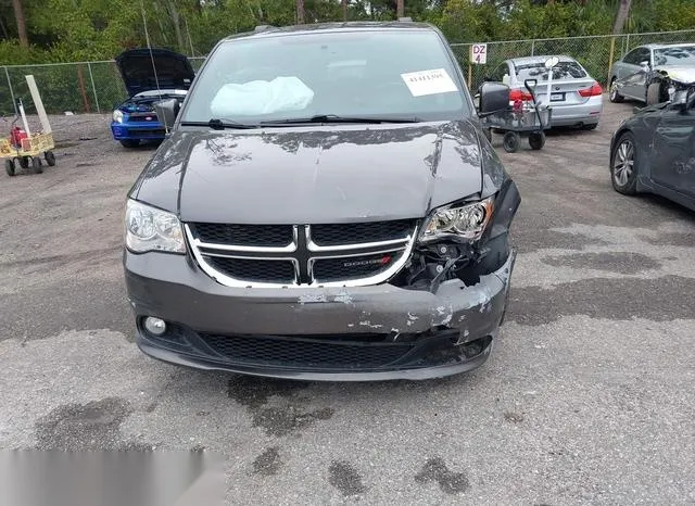 2C4RDGCG6HR858183 2017 2017 Dodge Grand Caravan- Sxt 6