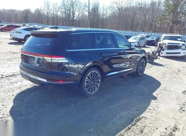 5LM5J9XC7NGL13917 2022 2022 Lincoln Aviator- Black Label 4