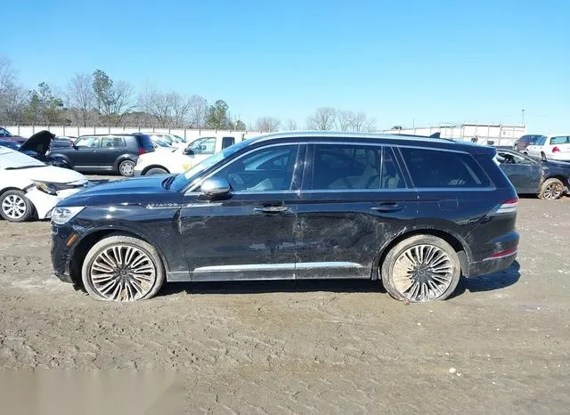 5LM5J9XC7NGL13917 2022 2022 Lincoln Aviator- Black Label 6