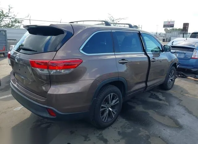 5TDZARFH4JS039159 2018 2018 Toyota Highlander- LE 4