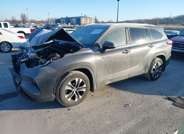 5TDGBRCHXMS058246 2021 2021 Toyota Highlander- Hybrid Xle 2