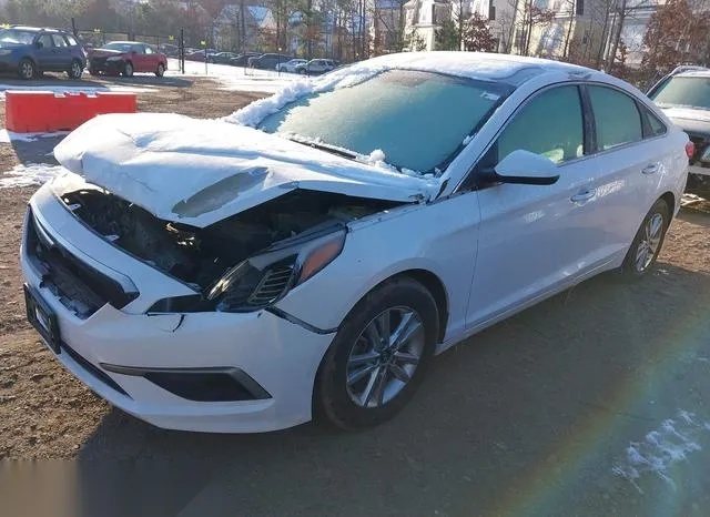 5NPE24AF2GH395242 2016 2016 Hyundai Sonata- SE 2