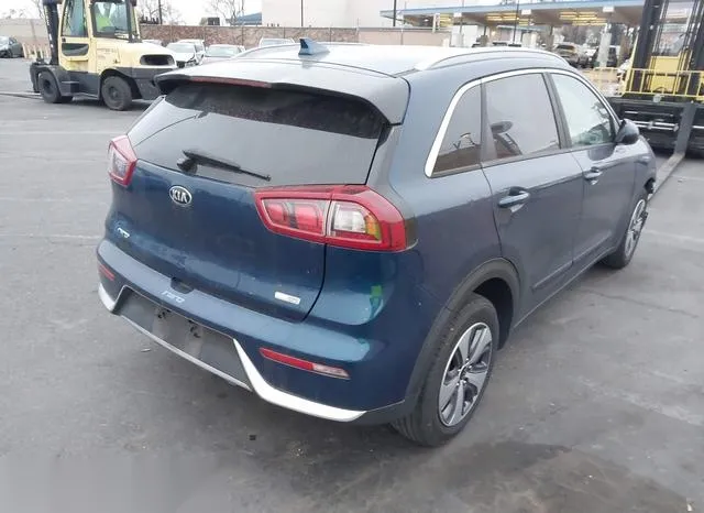 KNDCB3LC8K5262272 2019 2019 KIA Niro- LX 4