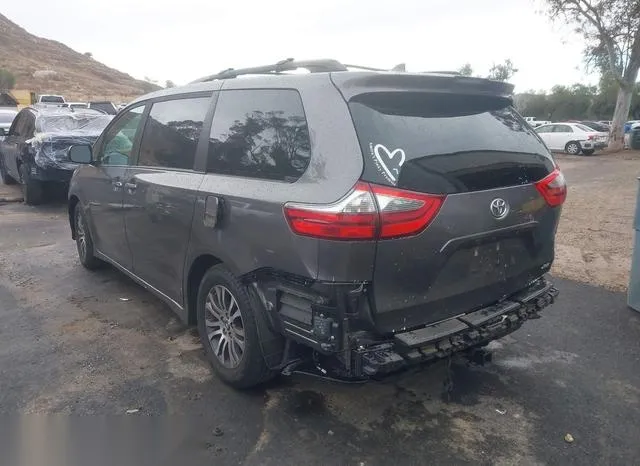 5TDYZ3DC4LS037178 2020 2020 Toyota Sienna- Xle 3