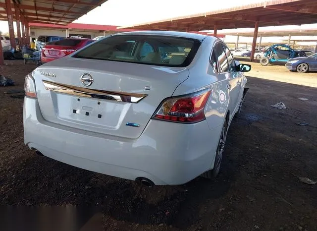 1N4AL3AP7EN218493 2014 2014 Nissan Altima- 2-5 S 4