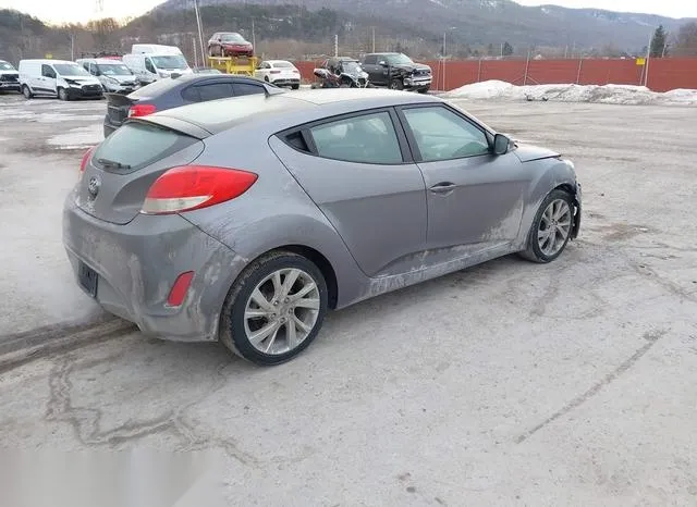 KMHTC6AD3GU267270 2016 2016 Hyundai Veloster 4