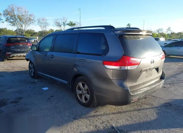 5TDKK3DC0DS305364 2013 2013 Toyota Sienna- Le V6 8 Passenger 3