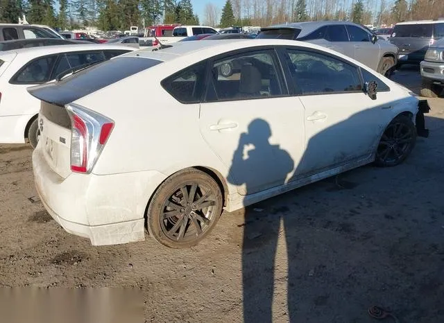 JTDKN3DU4F0471330 2015 2015 Toyota Prius 4