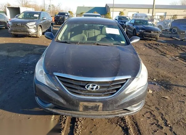 5NPEB4ACXBH256796 2011 2011 Hyundai Sonata- Gls 6