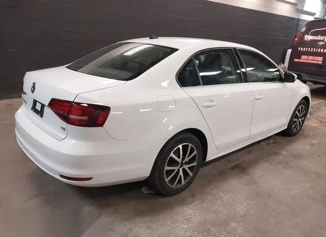 3VWDB7AJ4HM320990 2017 2017 Volkswagen Jetta- 1-4T Se 4