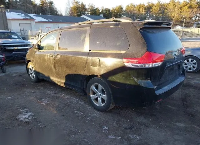 5TDKK3DC1DS314946 2013 2013 Toyota Sienna- Le V6 8 Passenger 3