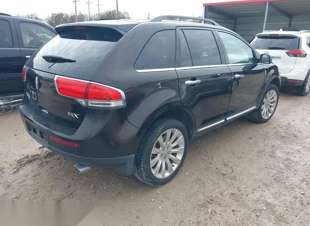 2LMDJ6JK9DBL19659 2013 2013 Lincoln MKX 4