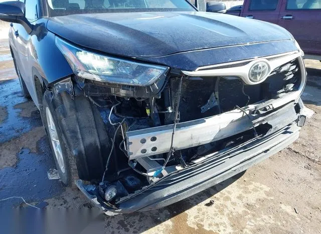 5TDBZRBH4LS043649 2020 2020 Toyota Highlander- LE 6