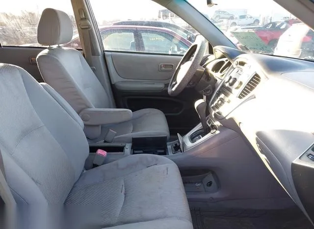 JTEEP21A940039949 2004 2004 Toyota Highlander- V6 5