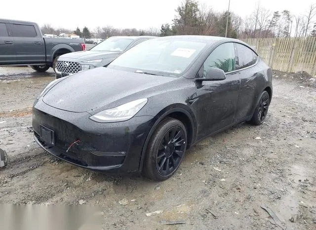 5YJYGDEE8MF229401 2021 2021 Tesla Model Y- Long Range Dual 2