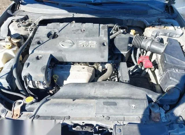 1N4AL11D02C268041 2002 2002 Nissan Altima- 2-5 S 10